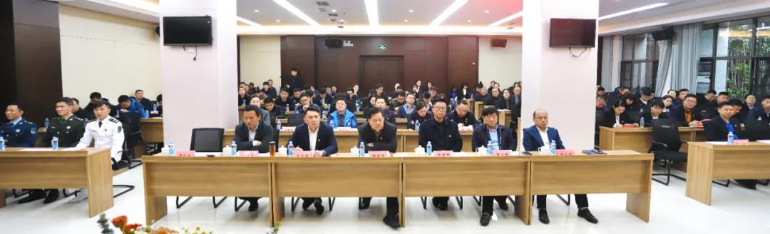 金开集团举办&ldquo;老兵讲党课暨政治生日贺卡集中颁发仪式&rdquo;
