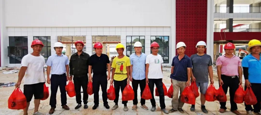 金开集团开展&ldquo;高温慰问送清凉 凝心聚力鼓干劲&rdquo;活动